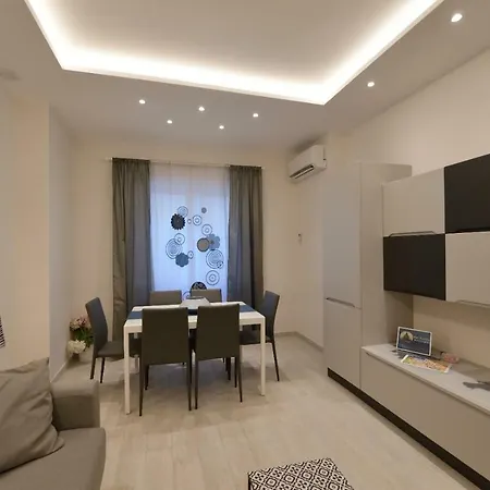 Lägenhet San Pietro Moonlight Luxury Rom