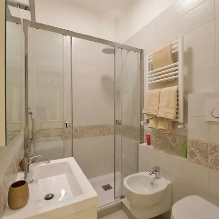 San Pietro Moonlight Luxury Lägenhet